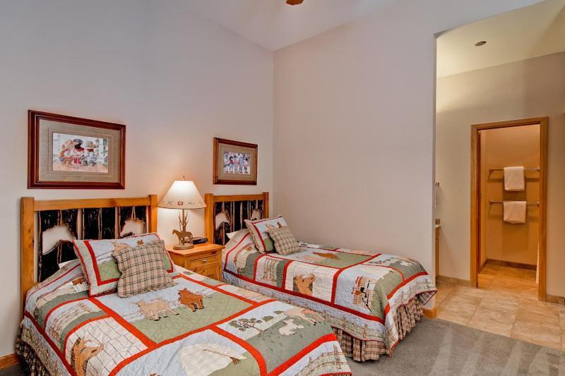 Meadows At Eagleridge Condos Steamboat Springs Exterior photo