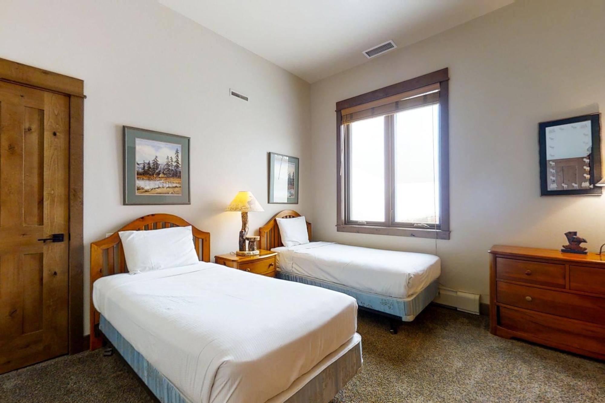 Meadows At Eagleridge Condos Steamboat Springs Room photo