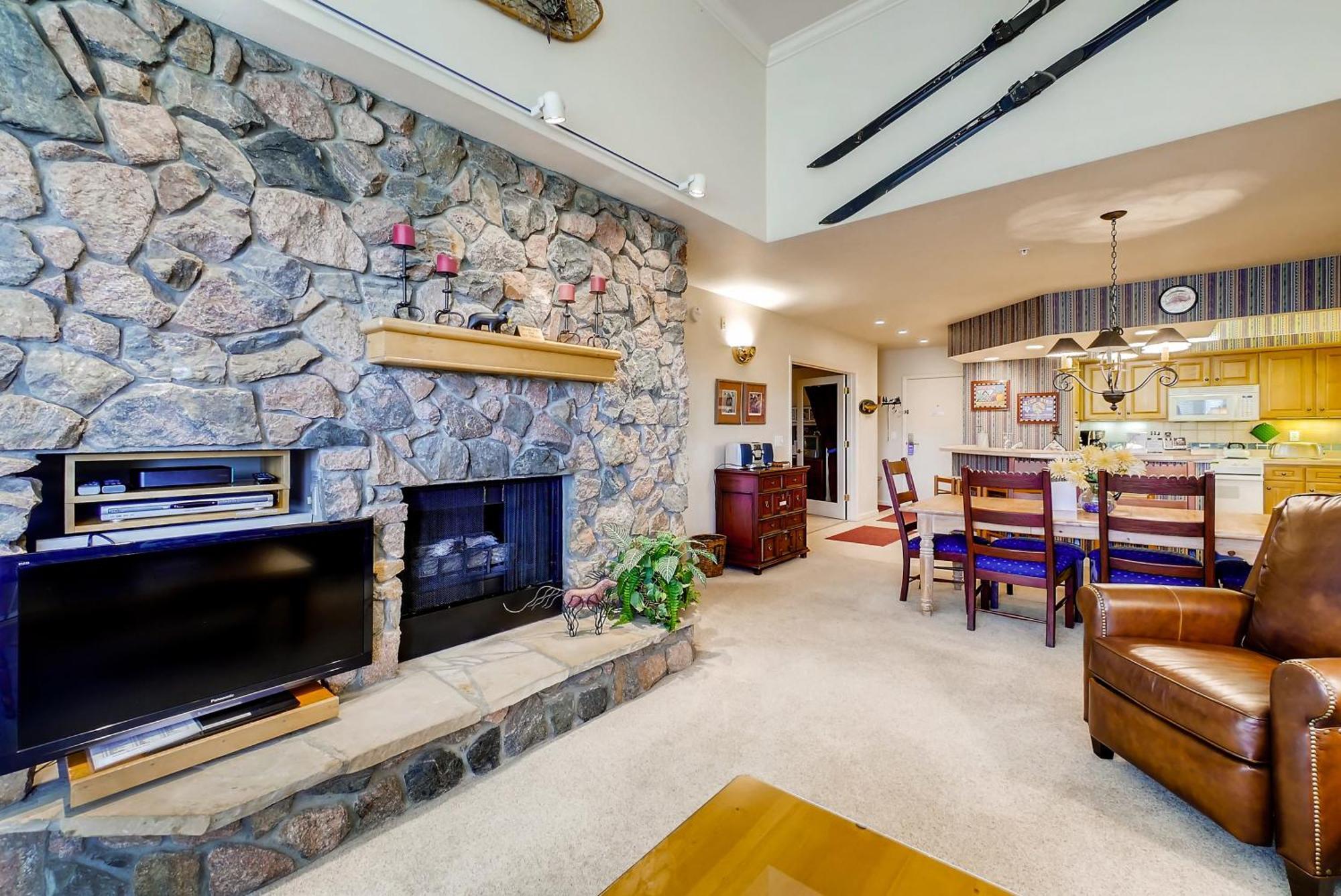 Meadows At Eagleridge Condos Steamboat Springs Room photo